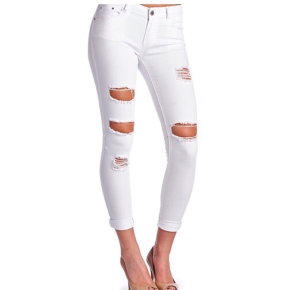 Distressed Skinny Jeans - Picture 6 of 8